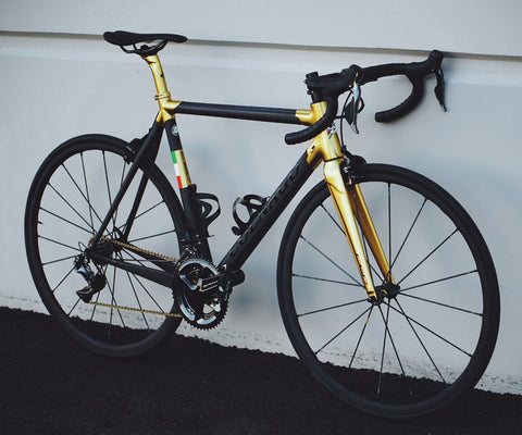 Gold logo Black Colnago C60 complete Bicycle full carbon road bike 105 R7000 Groupset 50mm carbon wheelset Novatec A271 hubs